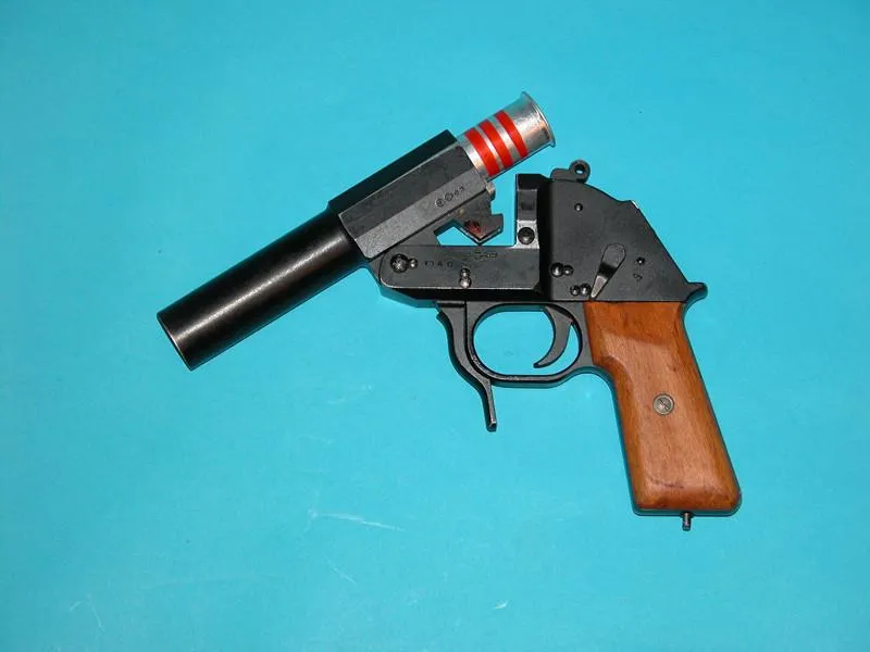 German Model 1928 Signal Pistol With Case